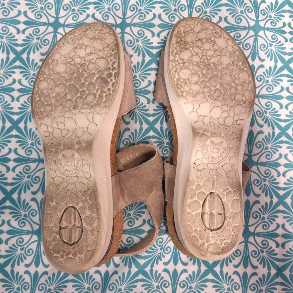 Mephisto Oriana Wedge Sandals Tan Beige Warm Grey Suede Cork EU 39 US 8.5 - Picture 7 of 10